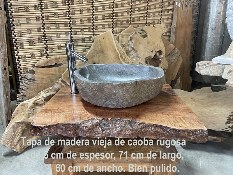 Tapa de madera vieja de caoba rugosa de 6 cm de espesor, 71 cm de largo, 60 cm de ancho. Bien pulido.